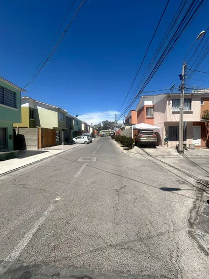 Venta De Casa (83233)
