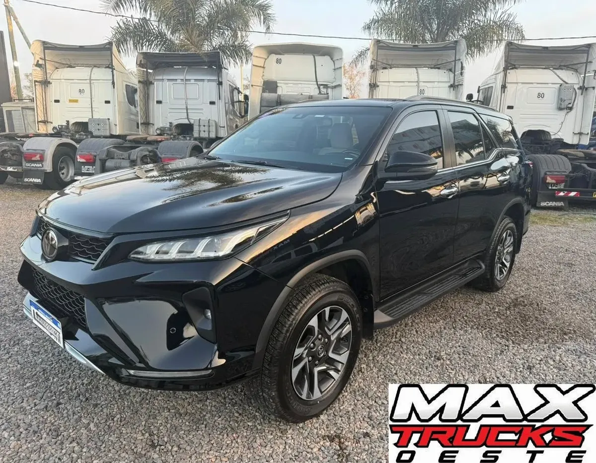 Toyota SW4 2.8 Tdi Diamond 4X4 6At 7As