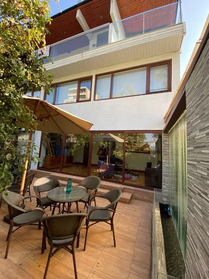 Vende Propiedad Uso Mixto Miguel Claro/ Actual Hostal Boutiq