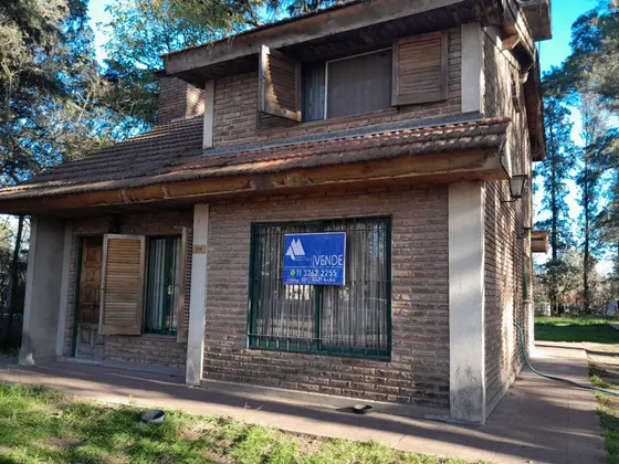 Casa Quinta En Merlo Sobre Lote De 2160m2
