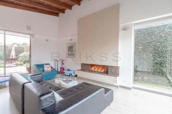 Casa En Arriendo/venta En Vereda Canelón. Cod V5520