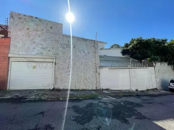 Casa En Venta - Elena Marin Nobrega - Mls 25-14045