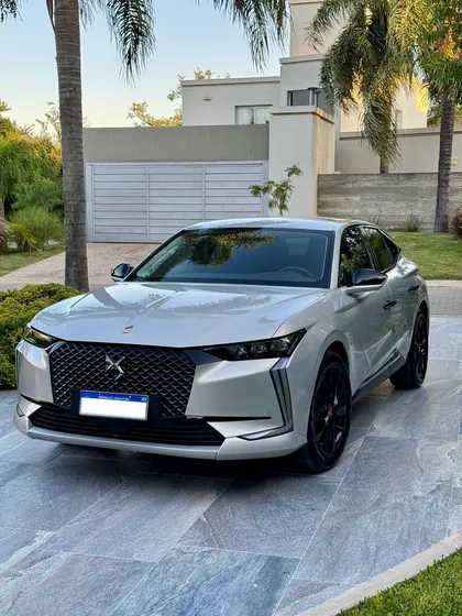 D.s. Ds4 1.6 Performance Line 215 At8