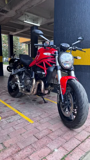 Ducati Monster 821 Modelo 2021, Matriculada En Bogota