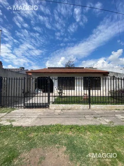 Venta Casa En Moron Sur