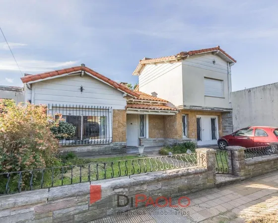 Hermoso Chalet 4 Amb En La Mejor Zona De Villa Bosch