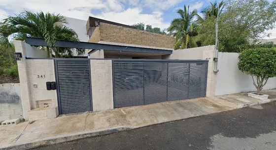 Venta De Casa En C. 8, Montebello, Merida Yucatán. 