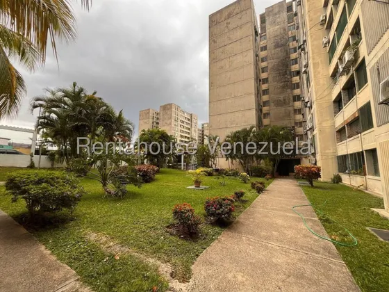 Estefani Flores Vende Apartamento En El Este De Barquisimeto