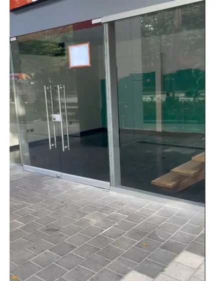 Local En Venta En El Poblado, Medellín. 