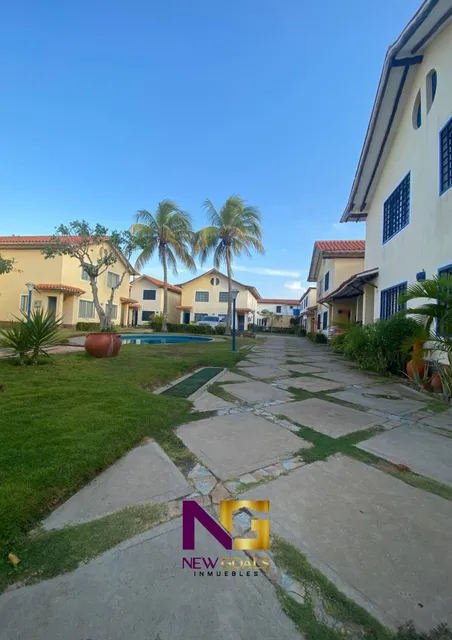 Casa En Urb. Jorge Coll, Conjunto Residencial Piedras Del Mar (casas 1 Y 2)