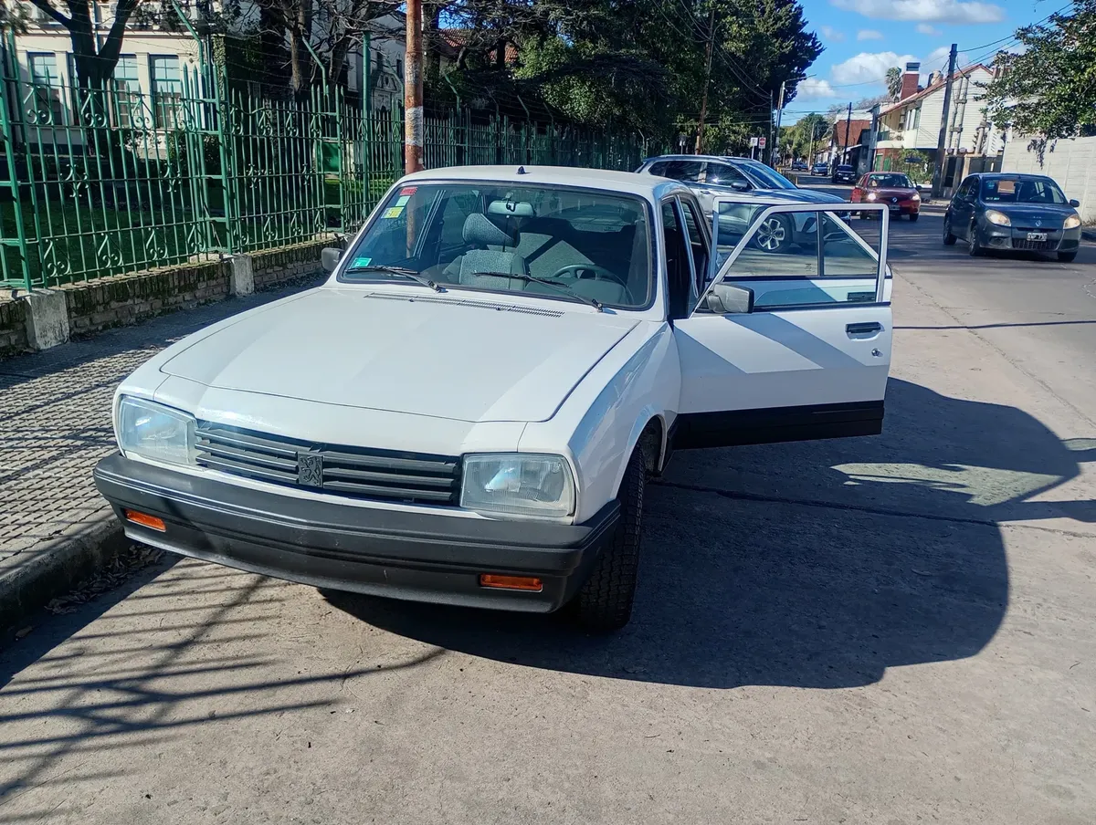 Peugeot 504 2.0 XS TF