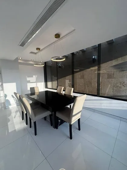 Rosaura Isla Hermoso Penthouse En Urb. Las Chimeneas Con Inversor Cod 316564