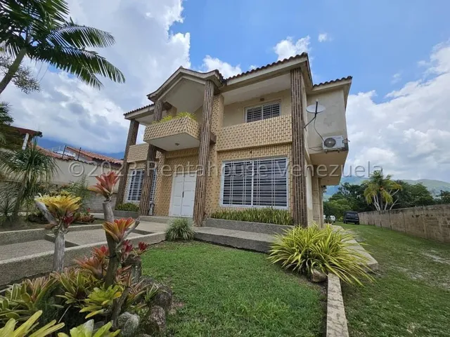 Rent-a-house Vende Hermosa Casa, El Limón, Maracay, Estado Aragua, 25-15531 Gf.