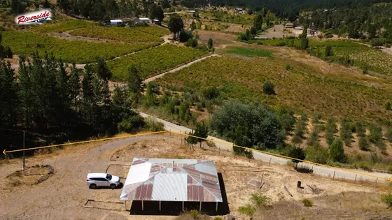 Parcela Y Casa, Privilegiada Vista A Una Viña Privada