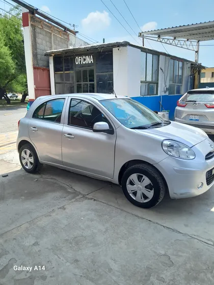 Nissan March 1.6 Advance At