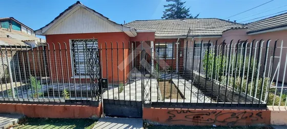 Casa En Venta De 3 Dorm. En Macul