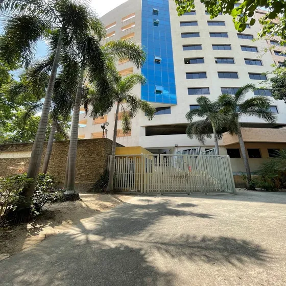 En Venta Apartamento Tipo Estudio En Urbanizacion Trigaleña Residencias Isla Larga Valencia.
