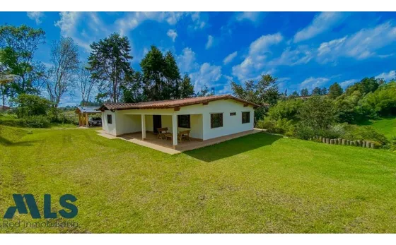 Casa Finca En Venta(mls#247406)