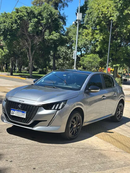 Peugeot 208 1.6 Style Tiptronic