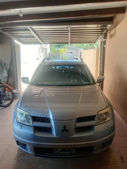 Mitsubishi Outlander 2.4 Gls At Ab Lat Cu Cortina
