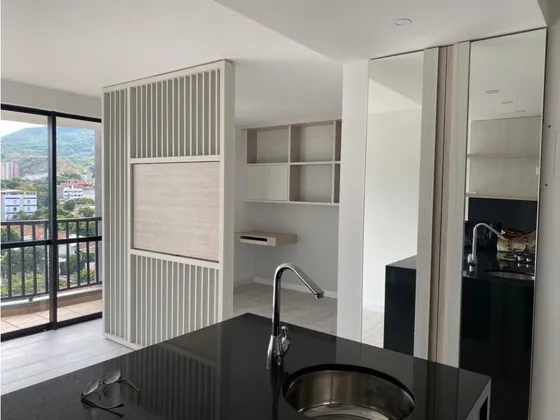 Venta Aparta-estudio De 37mts2 En La Flora, Norte De Cali 8384.