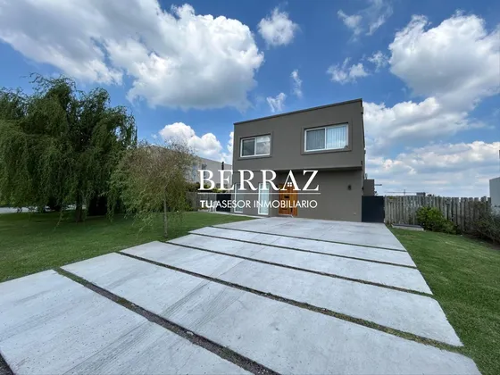 Casa Venta 3 Dormitorios Barrio El Naudir Lote De 851 M2 Escobar