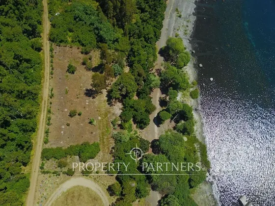 Parcela Borde Lago Ranco Con Increible Vista