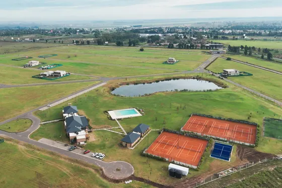 Terreno Venta En Funes Barrio Privado La Finca Club De Campo Funes