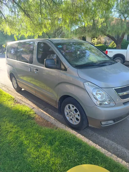 Hyundai H1 2.5 Full Premium 12 Pas At