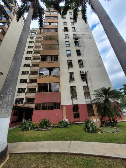 T.r. Vende Apartamento En Residencias Villa Toscana Urbanizacion Tazajal   Cod. 286819