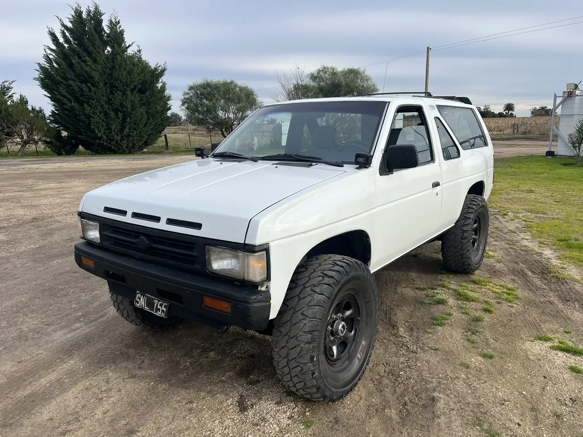 Nissan Pathfinder 2.7 4x4 I