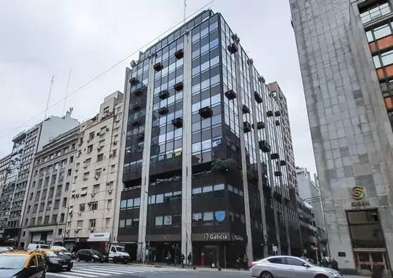 Oficinas Comerciales . Planta Libre . Balcón . 8 Cocheras . Venta . San Nicolás . Microcentro