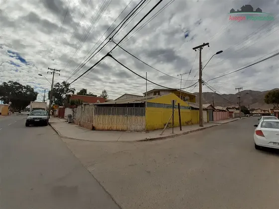 Casa En Venta De 3 Dorm. En Copiapó