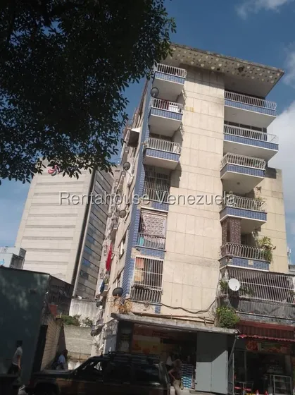 Venta De Edificio En Las Delicias De Sabana Grande, Rc 25.18454