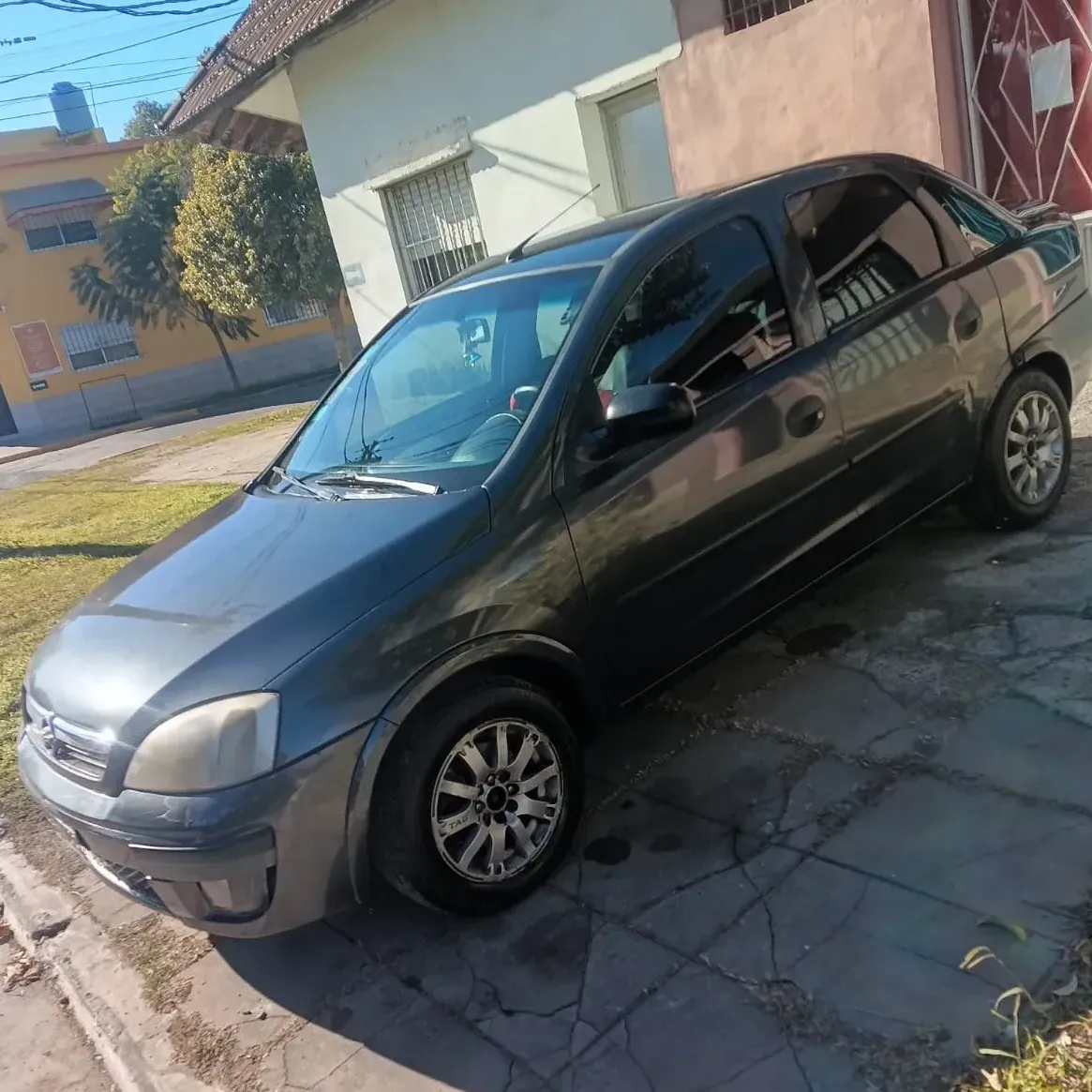 Chevrolet Corsa 1.8 GL AA DH 4P