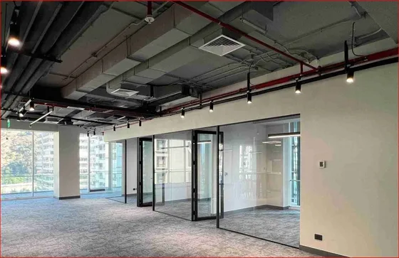 Arrienda Oficina Av. Las Condes  San Damian 186 M2 Uf 90