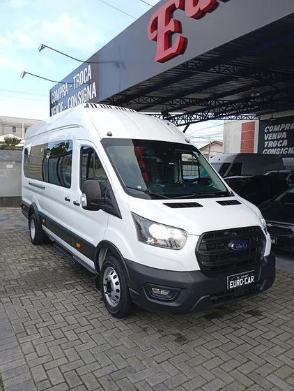 Ford Transit Minibus 2.0 (18+1) 460e 5p Executiva