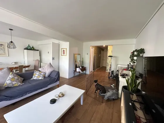 Vendo Departamento De 3 Dorm Mas Servicios. En Luis Pasteur