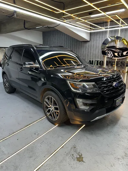 Ford Explorer Limited Sport