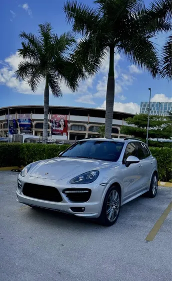 Porsche Cayenne 4.8 Gts V8 Tiptronic 8v At