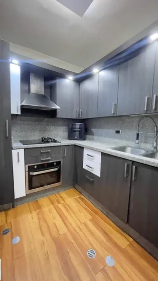 Yasmin Roa Vende Apartamento San Diego - Res Monte Mayor Cod 326099