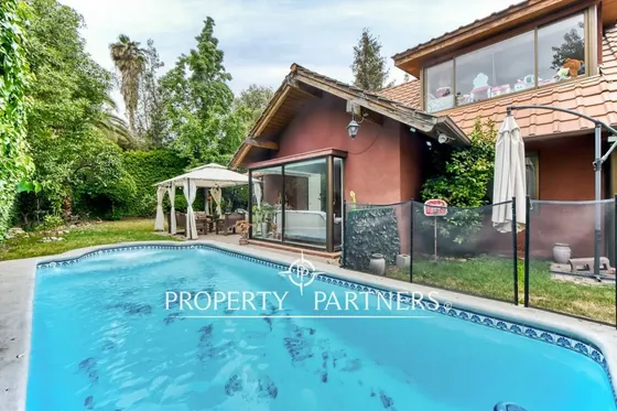 Venta De Hermosa Casa En Condominio Casagrande, Pe...