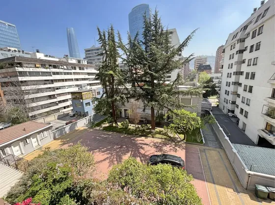 Se Vende Dpto. En El Golf - Oportunidad Para Inversión