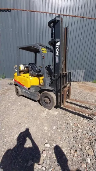 Autoelevador Tcm 2000kg Torre Triple 6 Mts C/desplazador