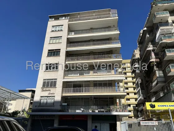 Apartamento En Alquiler Los Palos Grandes Mls#25-11559