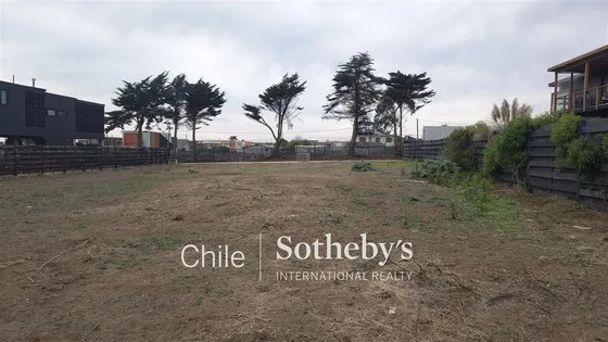 Terreno En Venta En Condominio En Primera Linea En Pichilemu