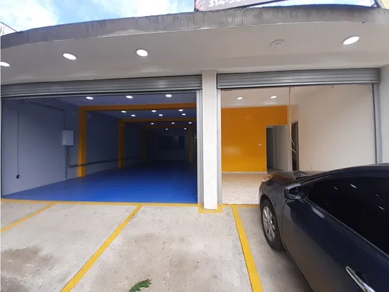 Local Comercial Oportunidad! Venta Prados Del Norte 360m2 5p Cali