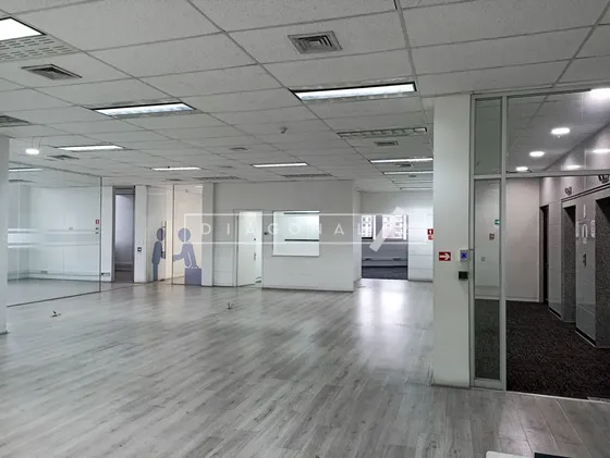 Oficina En Venta En Vitacura