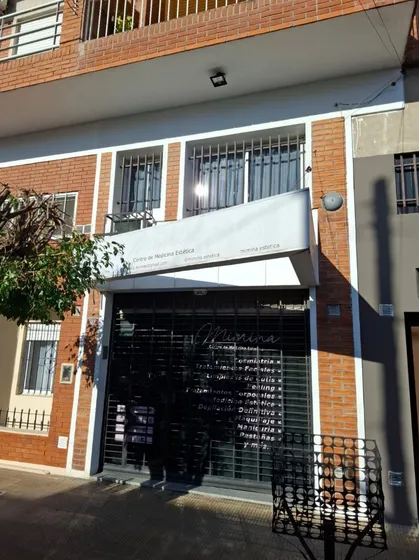 Local/oficina En 2 Plantas, 5 Gabinetes (aulas/consultorios)
