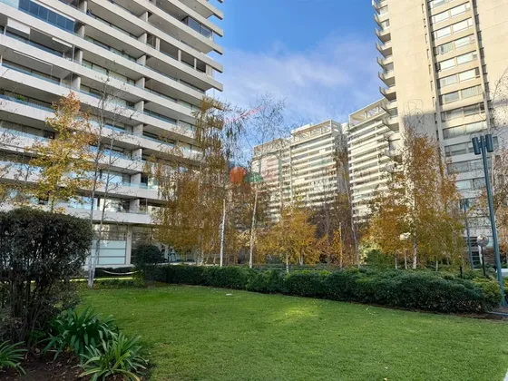 Departamento En Venta 2d2b Kennedy Lateral Con Manquehue.